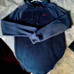 Hollister Pull-Over Sweater